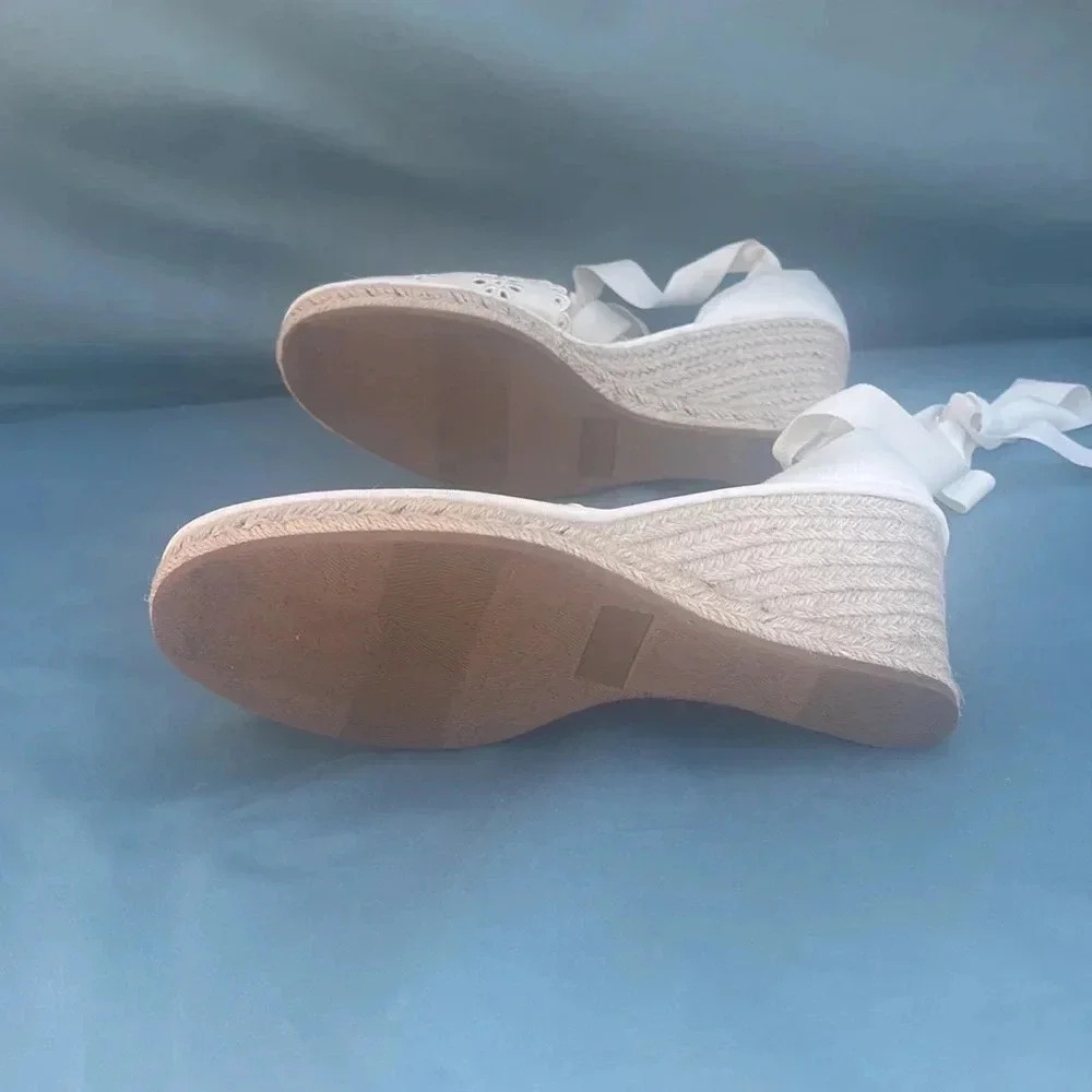 NWOT Veronica Beard Women 11 Soleil Sandal Espadrille White Eyelet Wedge *defect - Picture 6 of 11